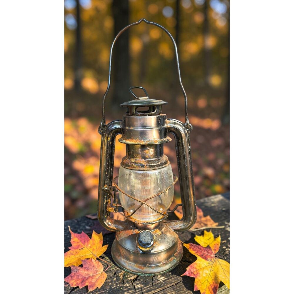 Small Vintage Oil-style Lamp with Patina Fall Decor